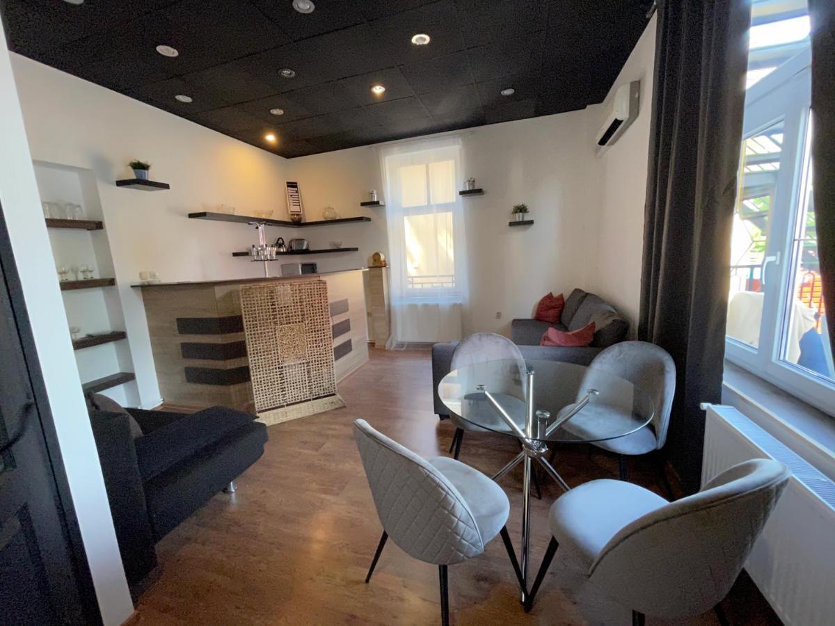 Smeraldo Apartmanok Siófok Buitenkant foto